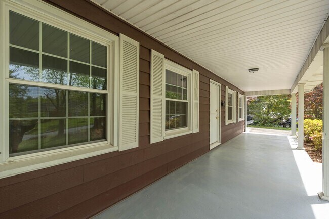 Foto del edificio - Beautiful 3 bed and 1 bath house in Johnso...