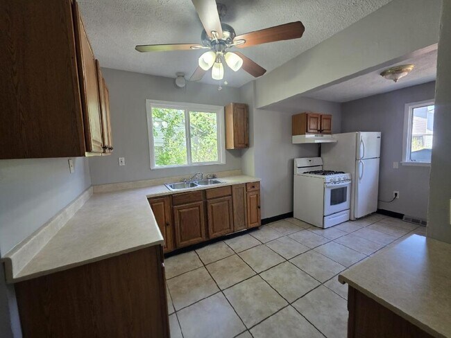 Foto del edificio - 907 14th St NE