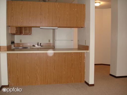 Building Photo - 17 W Lamme St