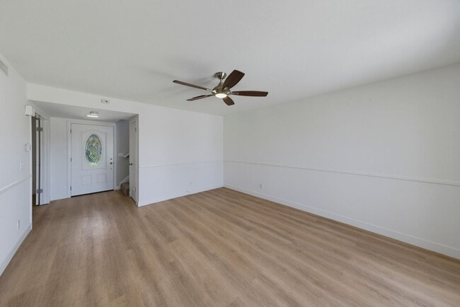Building Photo - 20361 Fee Ln