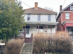 Building Photo - 300 W 13th Ave