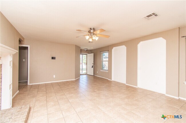 Foto del edificio - 4510 Dartmouth Dr