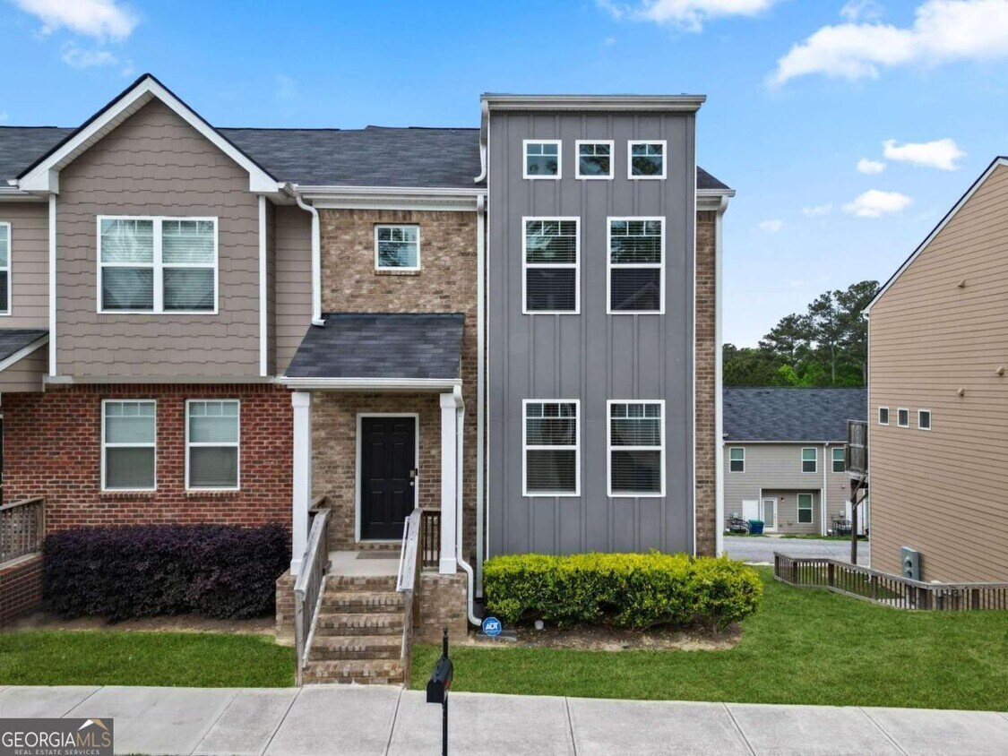 Primary Photo - 6313 Rockaway Rd