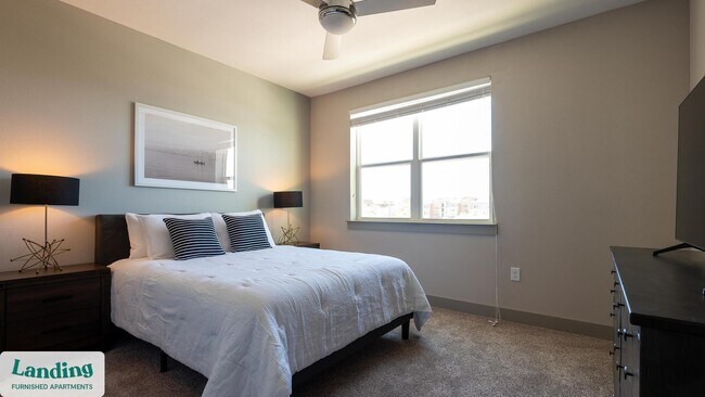 Foto del edificio - 6107 E Riverside Dr