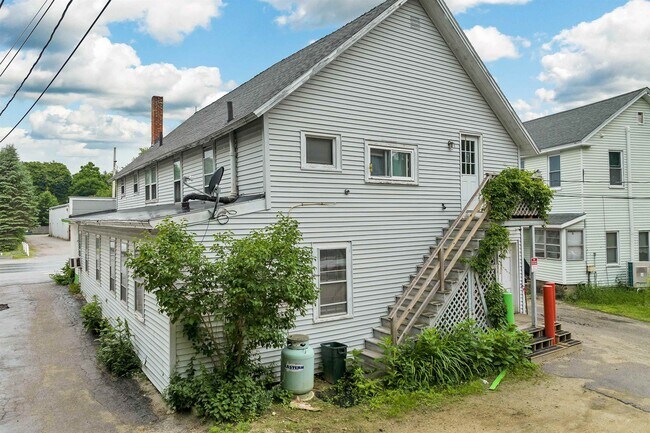 Foto del edificio - 136 Main St