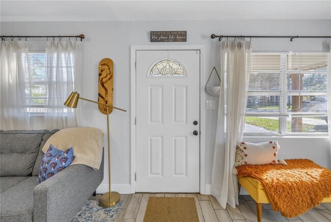 Foto del edificio - 3605 W Iowa Ave