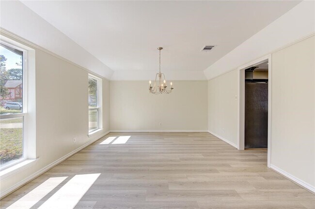 Foto del edificio - 10522 Brentway Dr