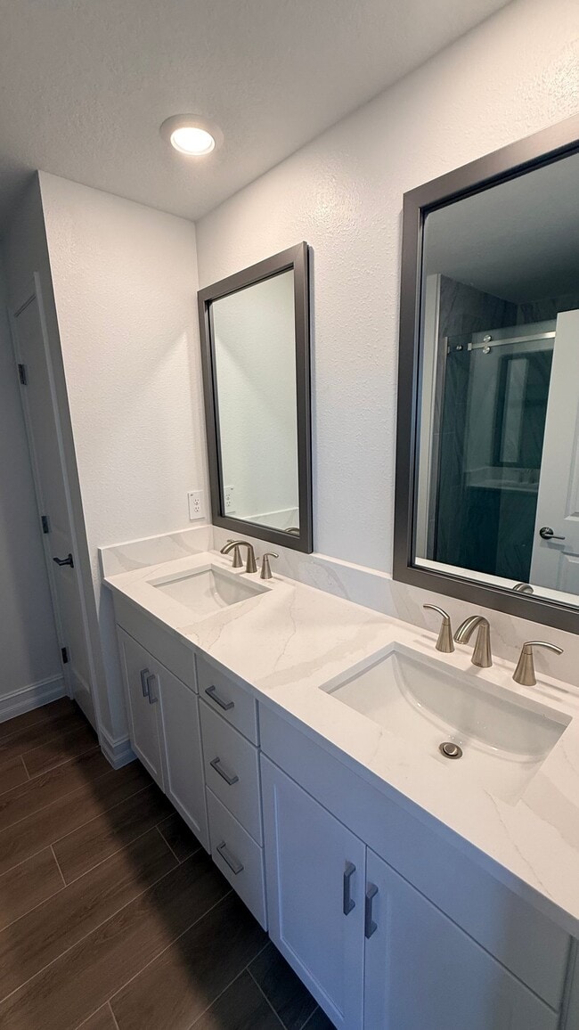 Photo - 1527 Chestnut St (Tampa, FL) Townhome