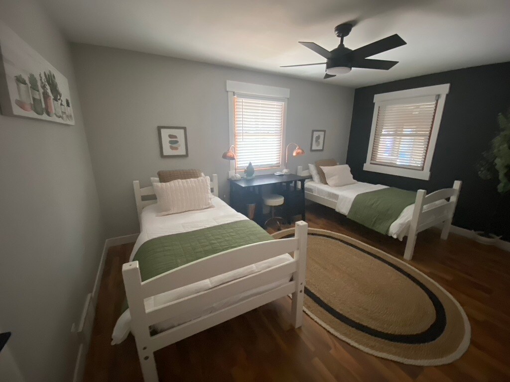 Foto principal - 4105 60th St