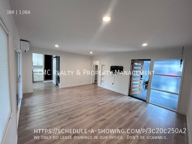 Foto del edificio - 3009 McNab-