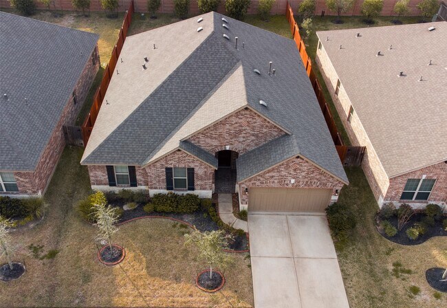 Foto del edificio - 4702 Preserve Park Dr