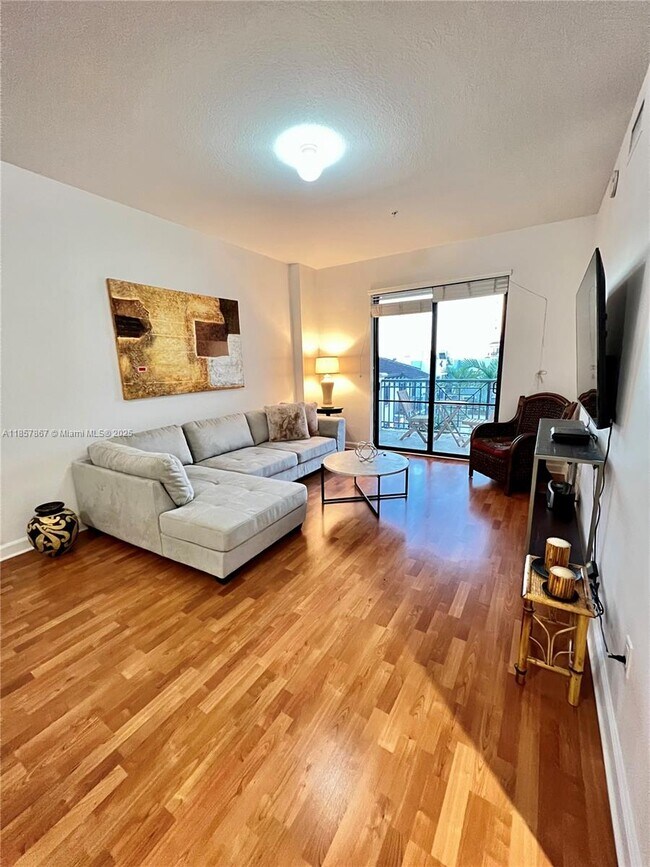 Building Photo - 8390 SW 72nd Ave