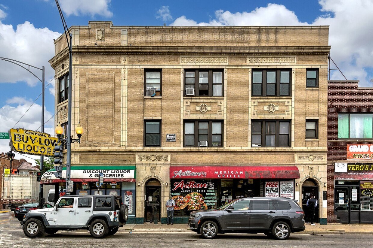 Foto principal - 4405 N Kimball Ave