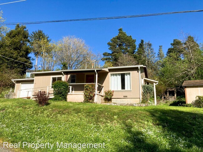 Building Photo - 2 br, 1 bath House - 65 Page Way #A