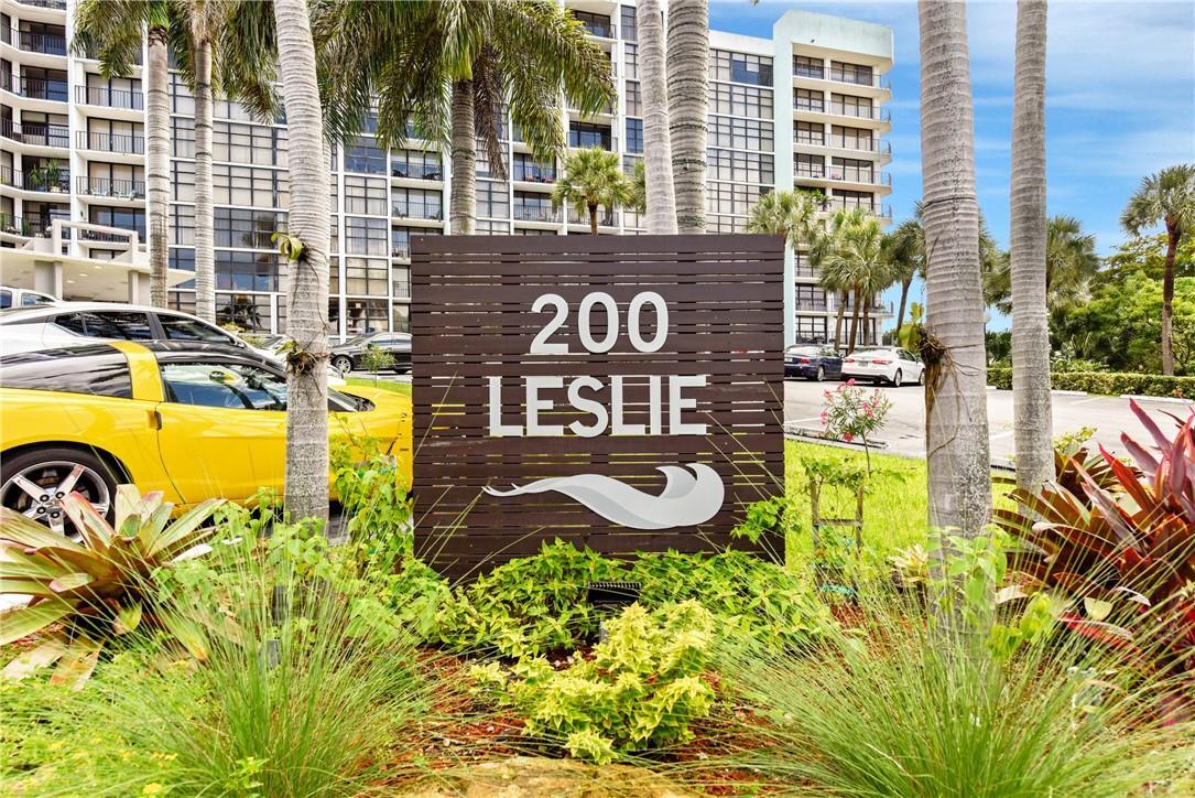 Foto principal - 200 Leslie Dr