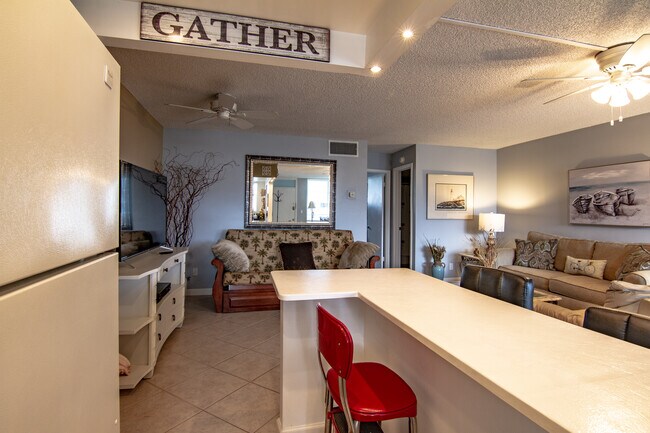 Foto del edificio - 104 Paradise Harbour Blvd