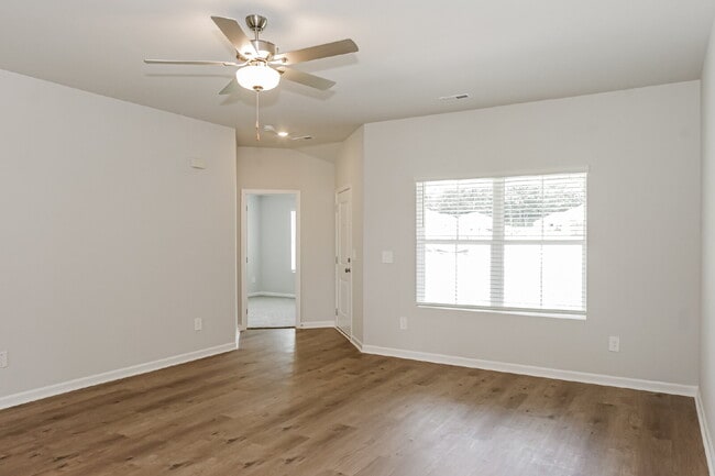 Building Photo - 306 Spanish Moss Ct
