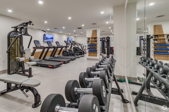 Gym - 7376 HALIFAX ST