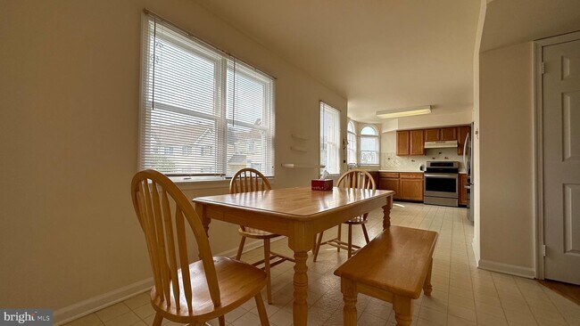 Foto del edificio - 1515 Margaret Ct