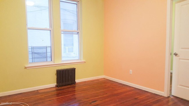 Building Photo - 2 br, 1 bath  - 2537 Church Ave