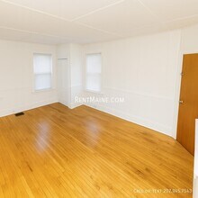 Building Photo - 75 Ohio St