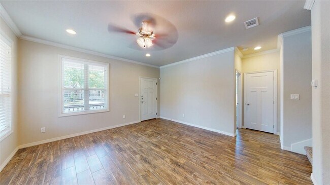 Foto del edificio - 914 Fairview Ave