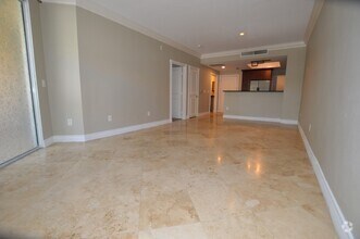 Building Photo - 270 E Flamingo Rd