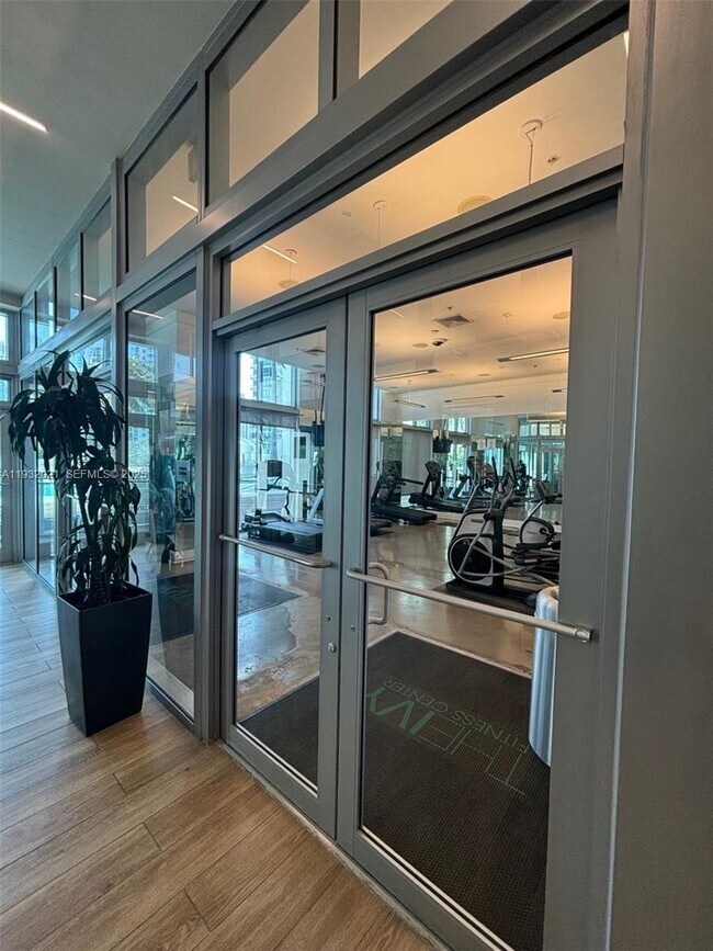 Foto del edificio - 90 SW 3rd St