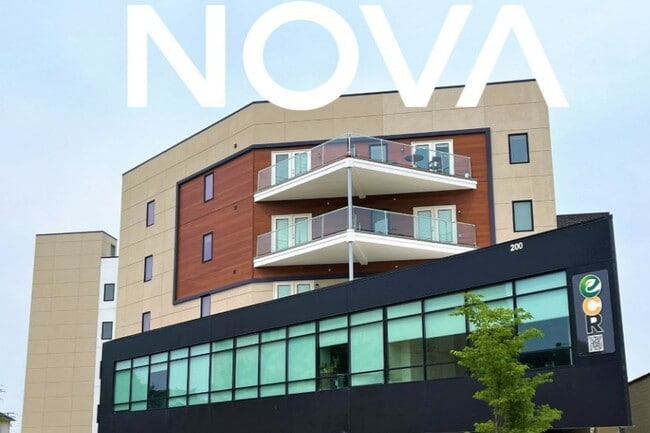 Building Photo - Nova