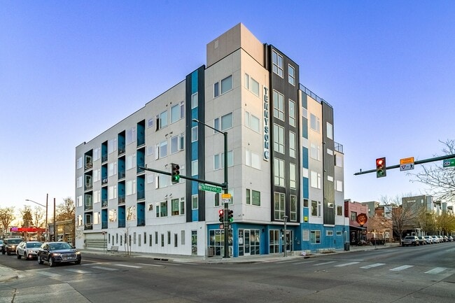 Building Photo - Tennyson44