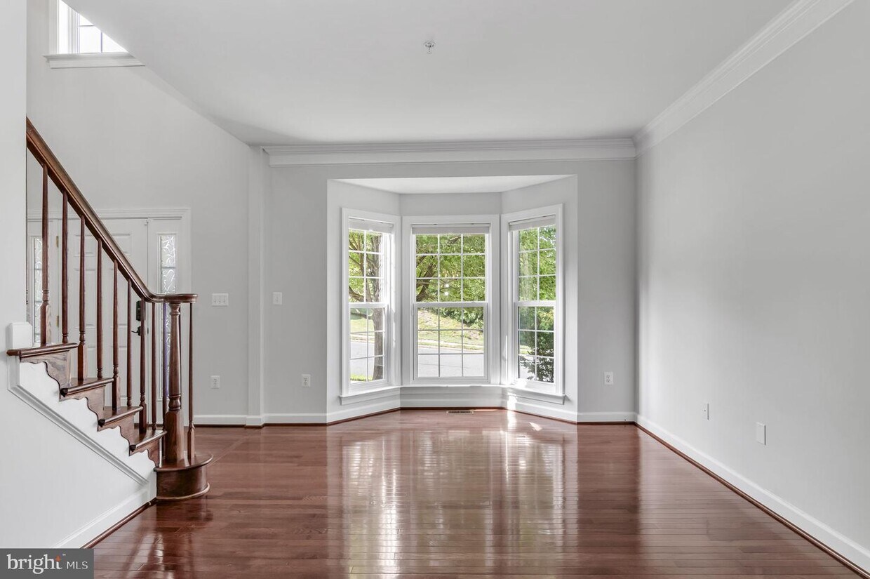 Foto principal - 16475 Kramer Estate Dr