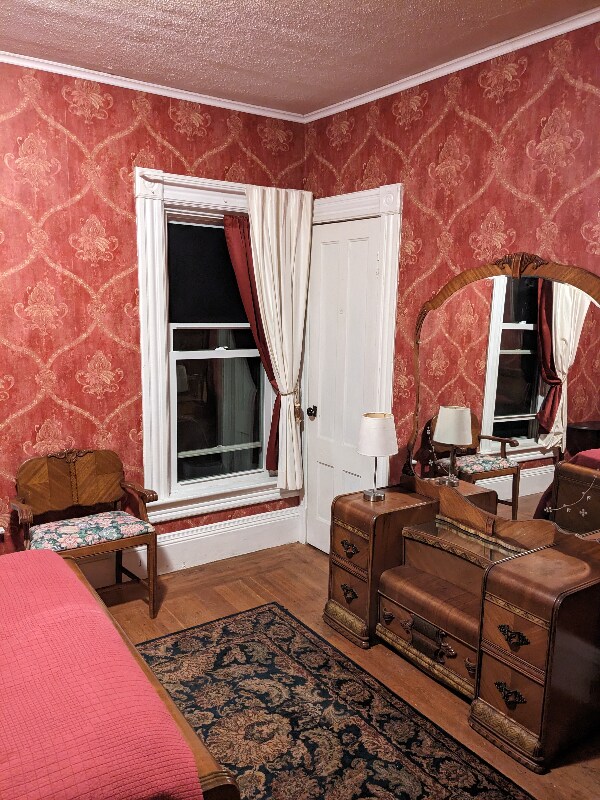 Foto del edificio - 52 Fairfield Ave