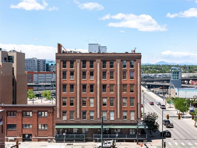 Blake - Blake Apartment