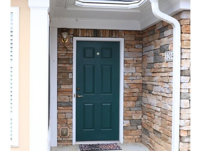 Foto del edificio - 3204 Village Ln