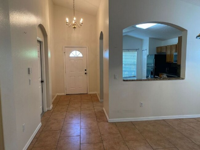 Foto del edificio - 3 Bedroom 2 bath Home in Cypress Lakes