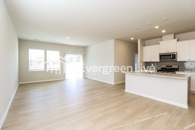 Building Photo - 1626 Swallow Tail Dr