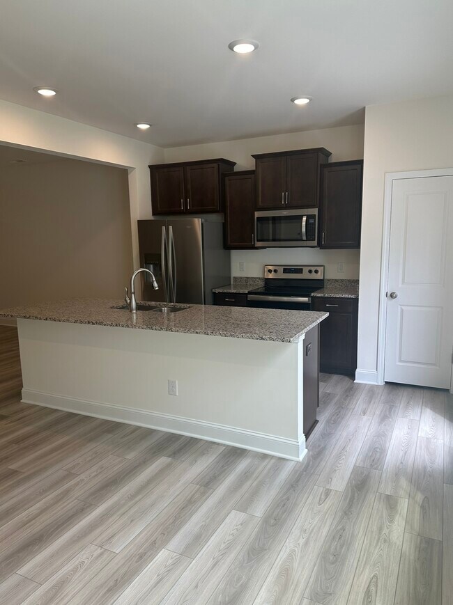 1008 Sweet Woodruff Dr, Zebulon, NC 27597 Townhome Rentals in Zebulon