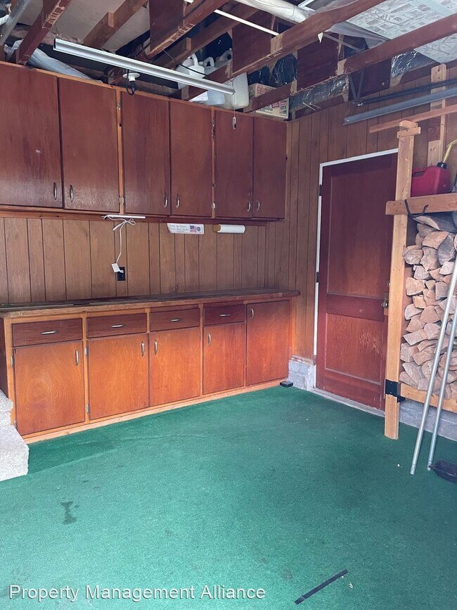 Building Photo - 3 br, 1.5 bath House - 108 Armitage Drive