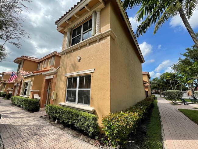 Foto del edificio - 8507 NW 140th Terrace