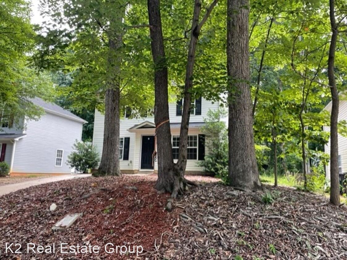 Building Photo - 4 br, 2.5 bath House - 2308 Juniper Drive