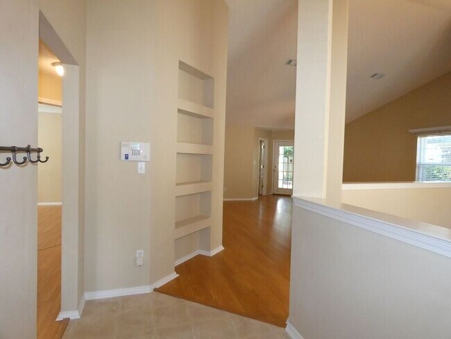 Building Photo - 8249 Carriage Ln