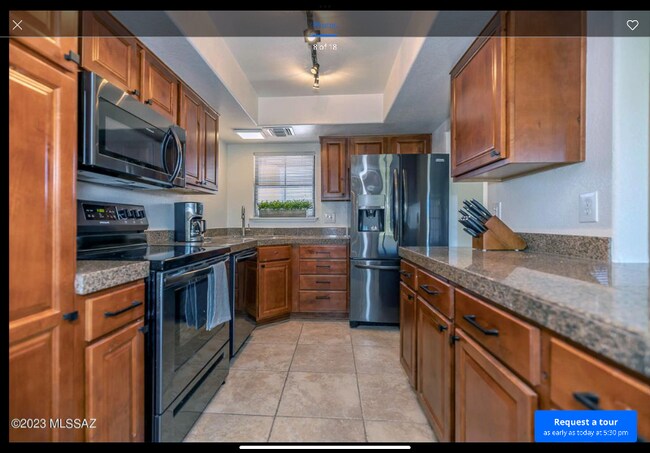 Foto del edificio - 6651 N Campbell Ave