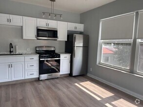 Building Photo - 1320 Drexel Ave
