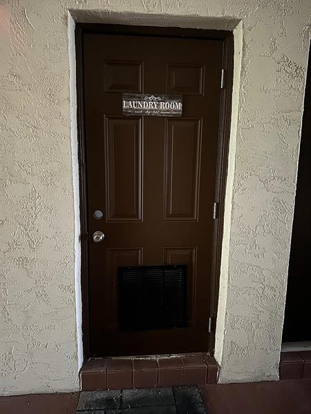 Foto del edificio - 6051 SW 41st St