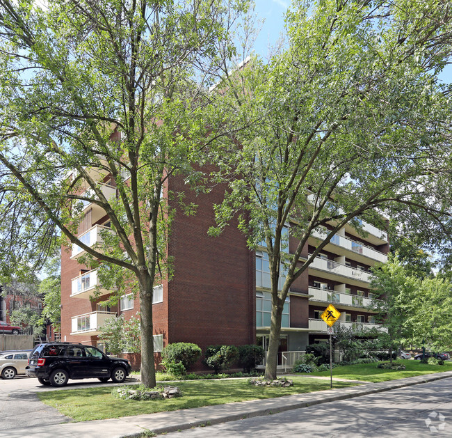 Building Photo - Park Charlton Apartments