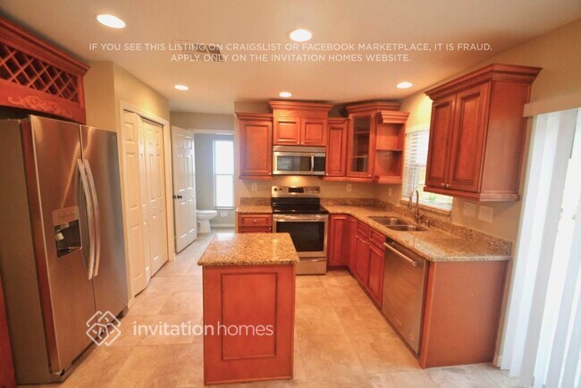 Foto del edificio - 2404 Needham Dr