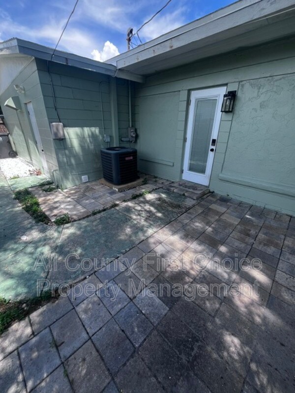 Foto del edificio - 5758 57th Ave N