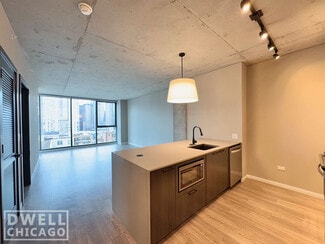 Building Photo - 34 N Sangamon St