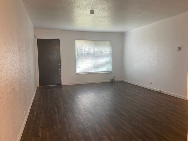 Foto del edificio - Spacious 4 Bedroom Home in Morada