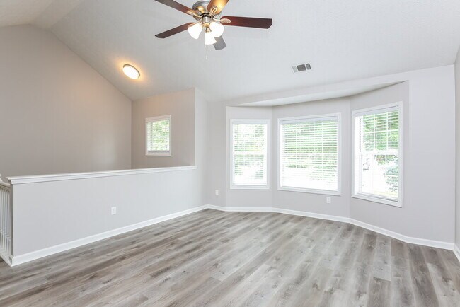 Building Photo - 680 Josh Ln